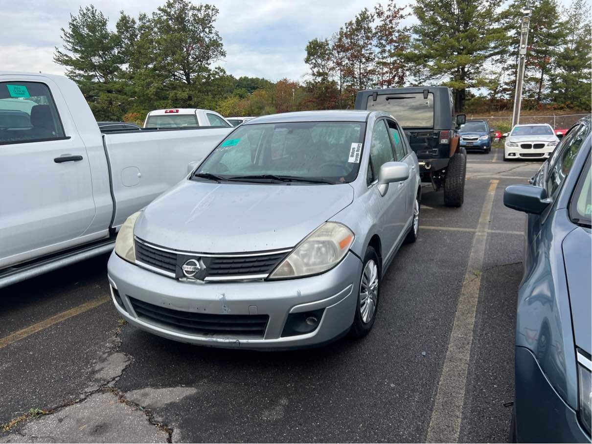 Nissan Versa