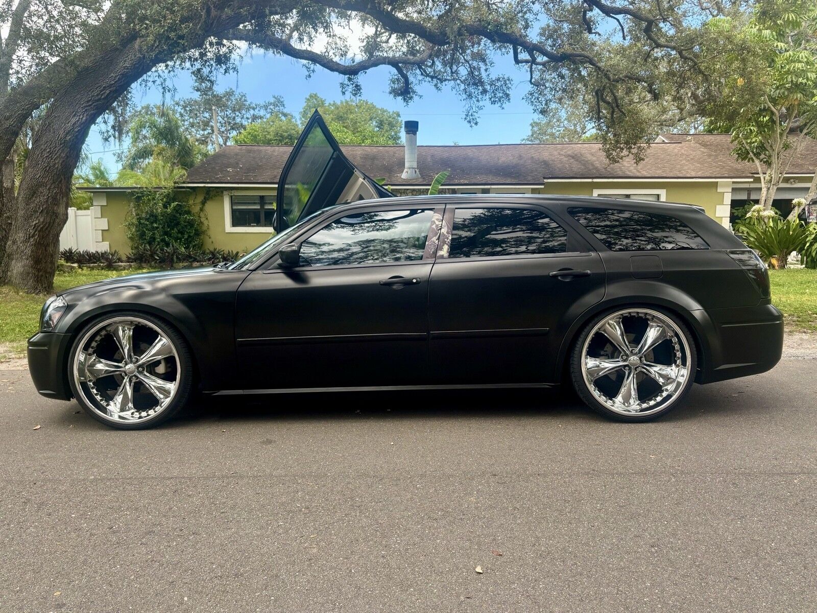 Dodge Magnum