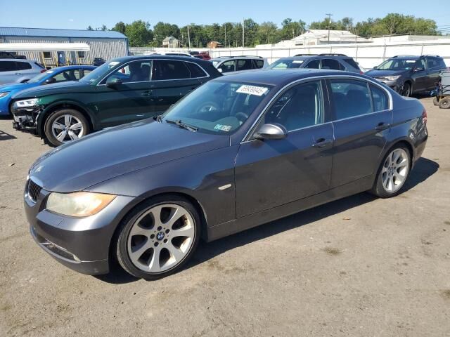 BMW 330i