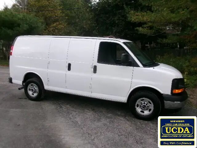 GMC Savana