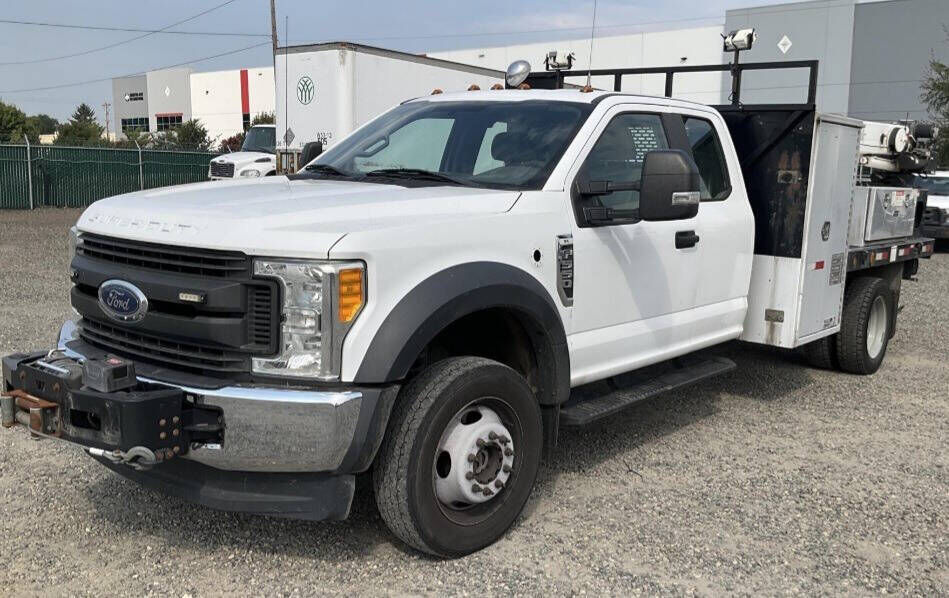 Ford F-550