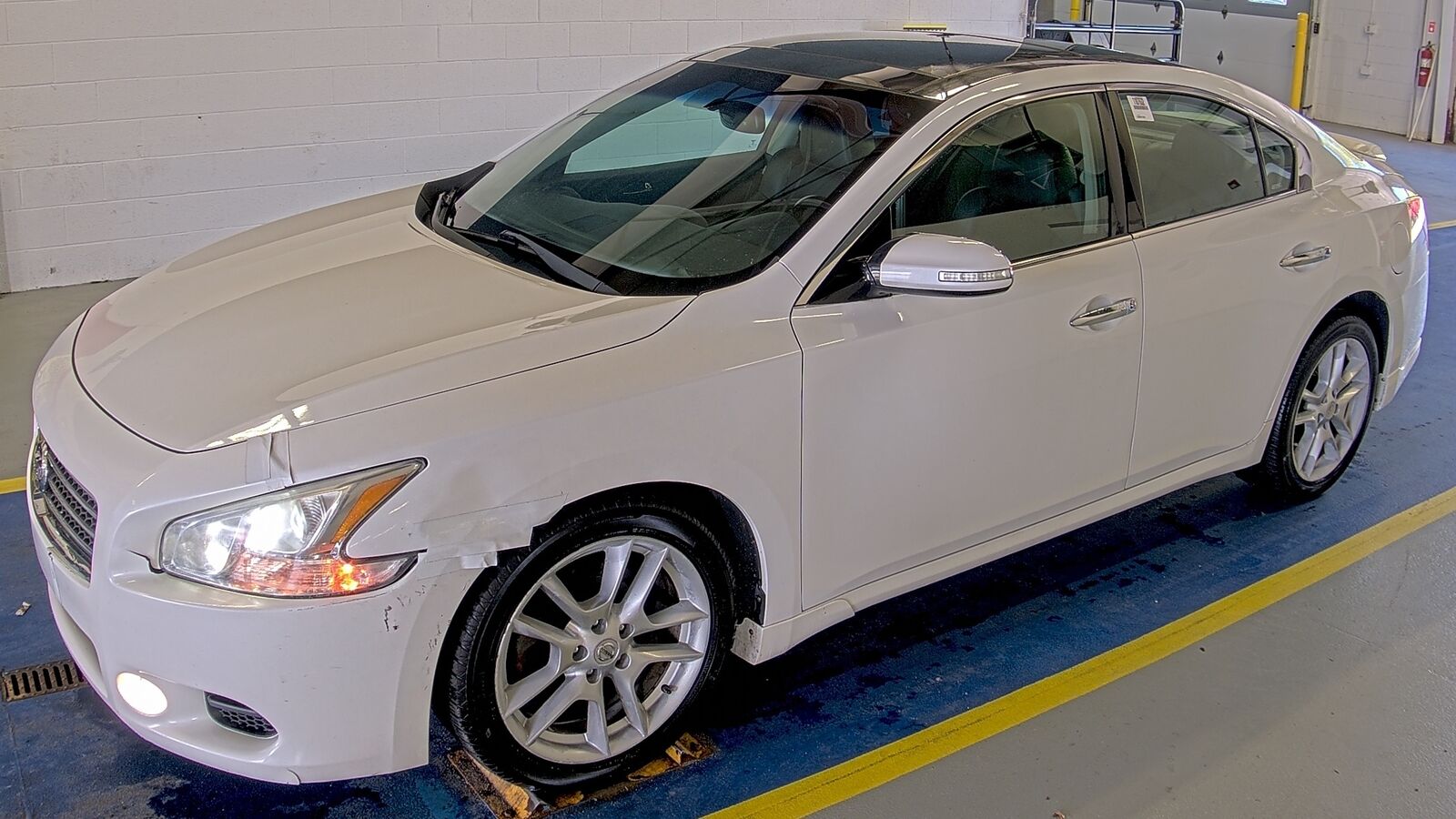Nissan Maxima