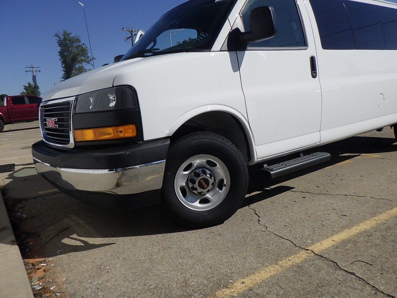 2025 GMC Savana
