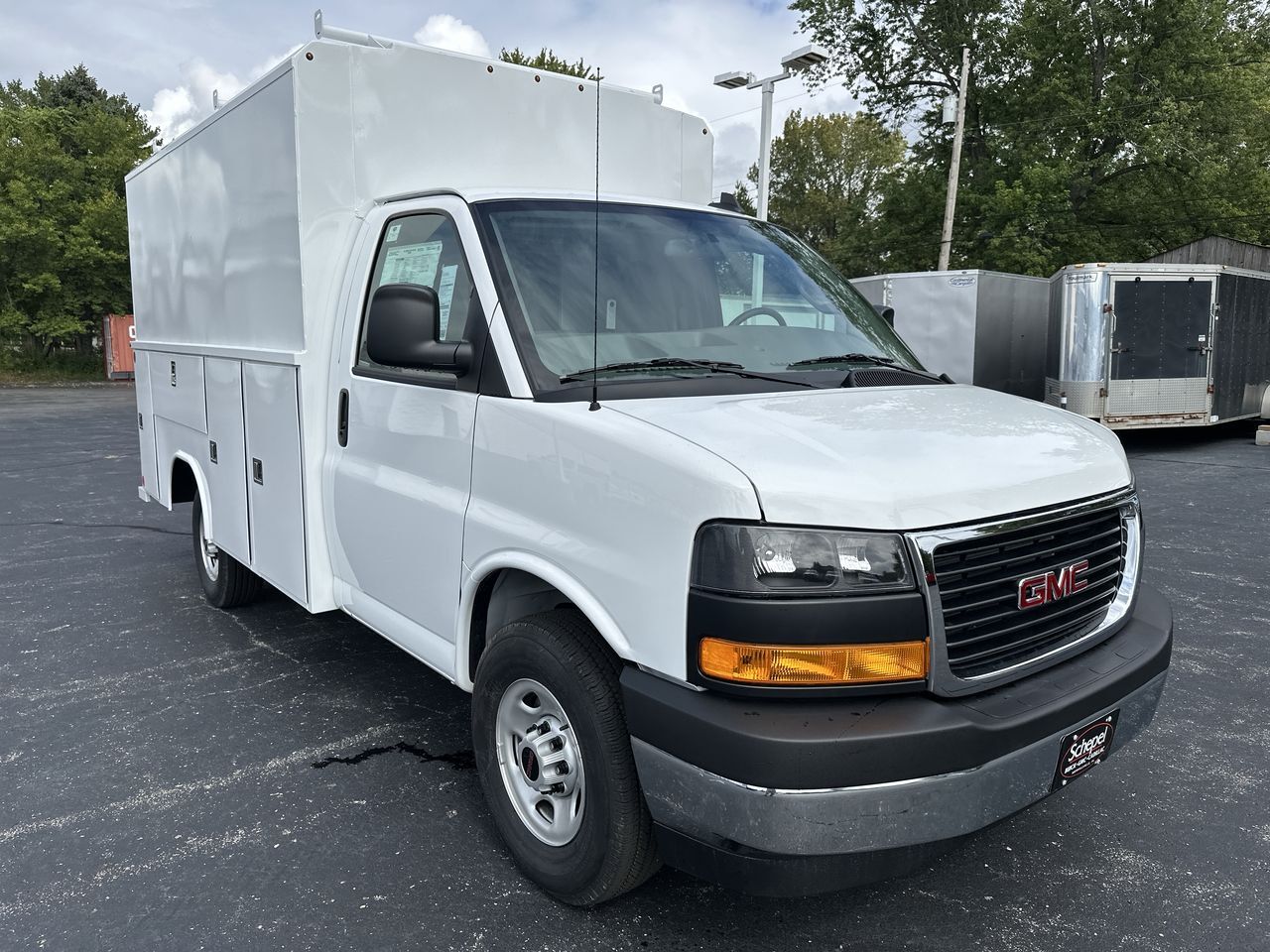 2025 GMC Savana