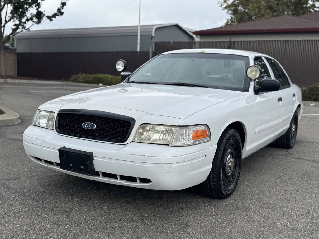 Ford Crown Victoria
