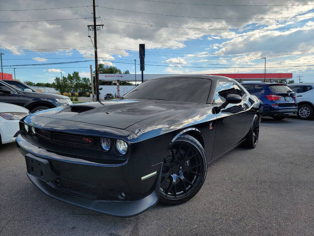 2022 DODGE Challenger