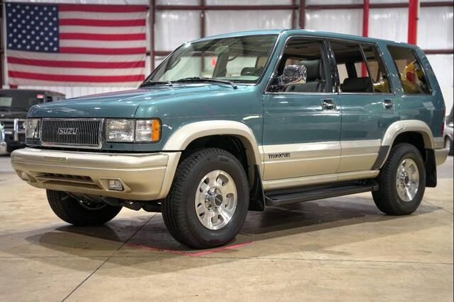 Isuzu Trooper