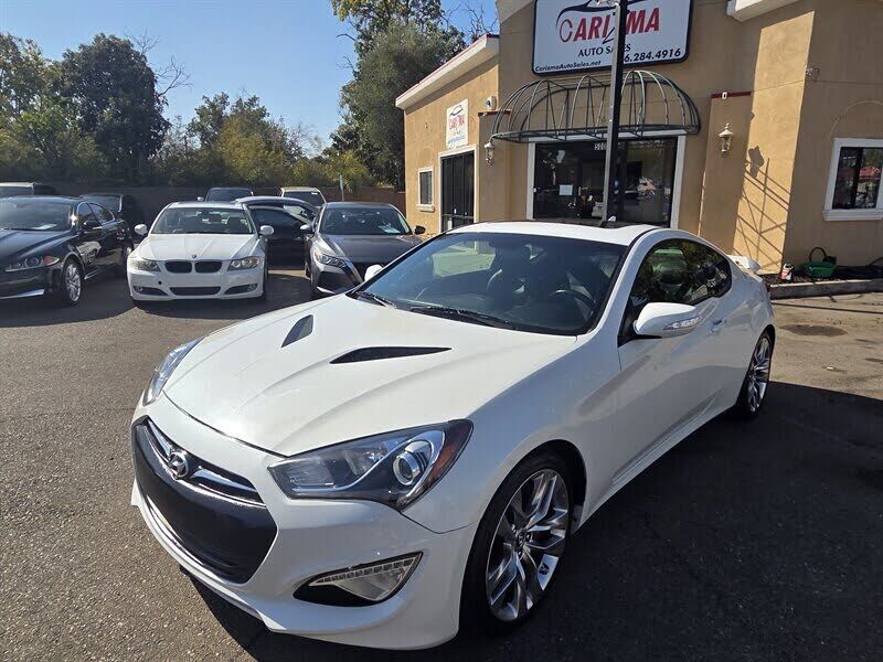 Hyundai Genesis Coupe