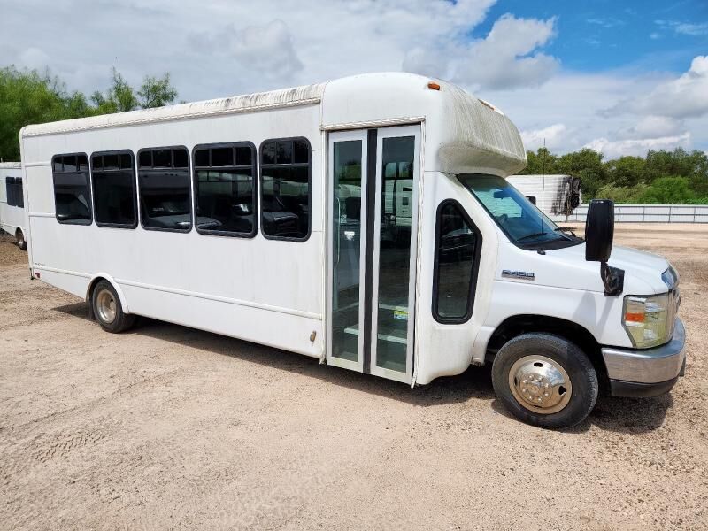 Ford E-450