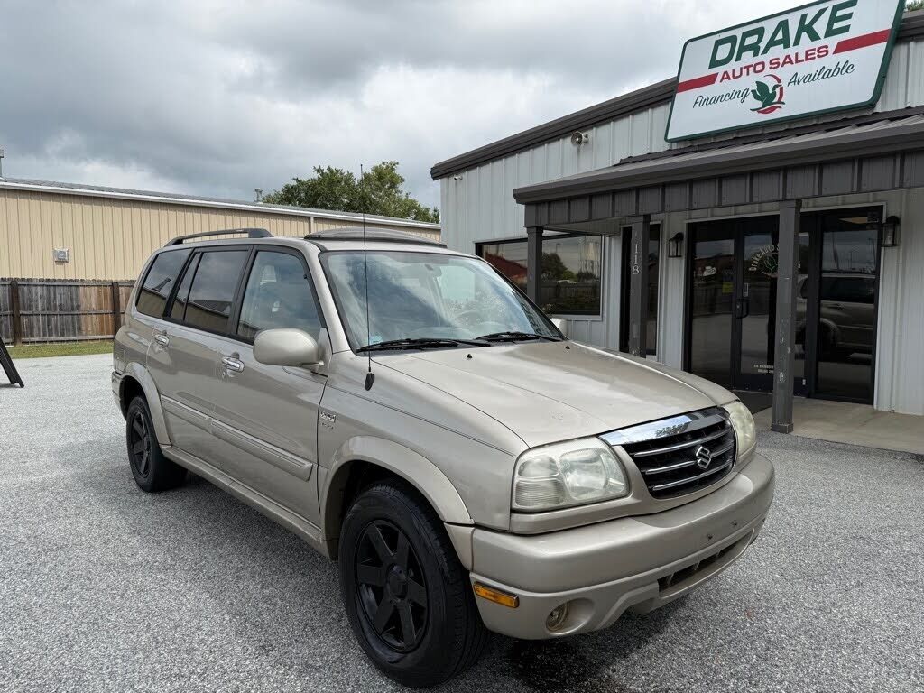 Suzuki XL7