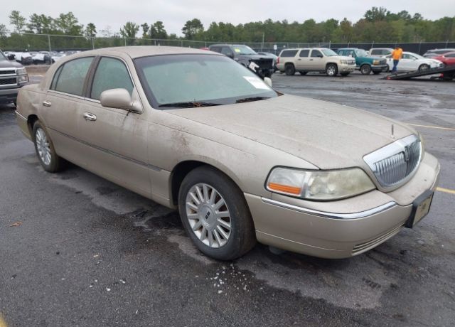 Lincoln Town Car
