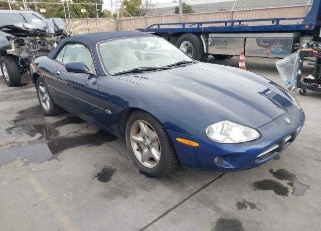 Jaguar XK8
