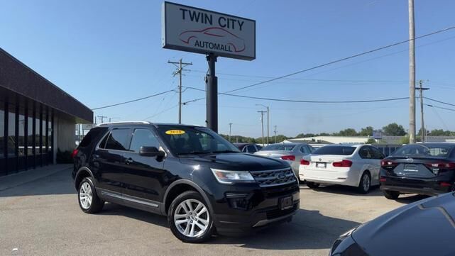 2018 FORD Explorer