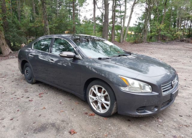 Nissan Maxima
