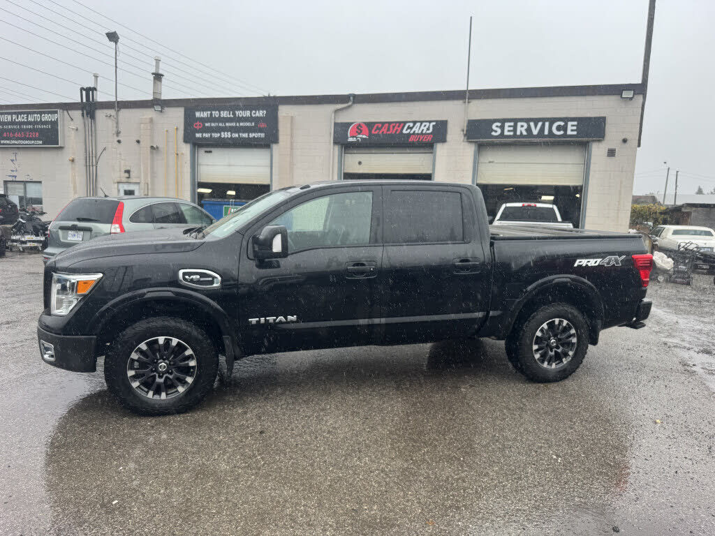 Nissan Titan