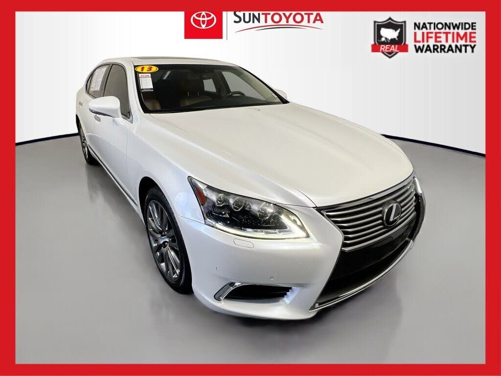 Lexus LS