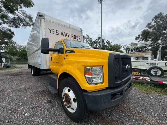 Ford F-650