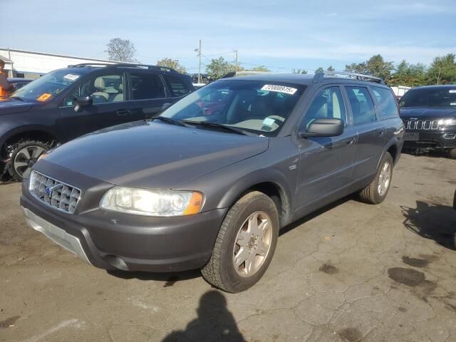 Volvo XC70