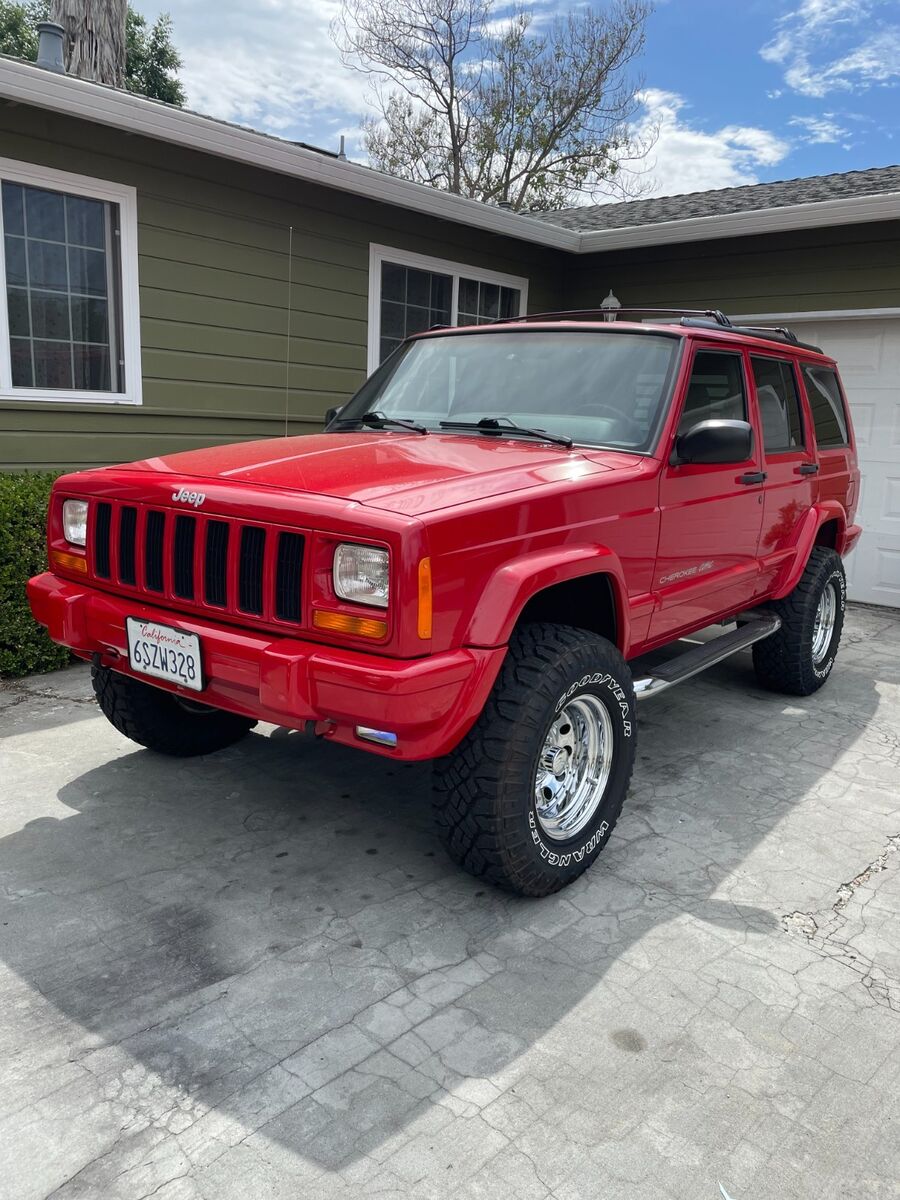 Jeep Cherokee