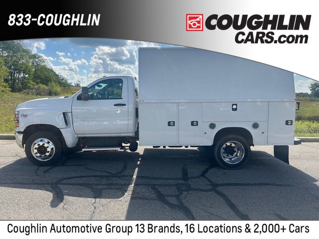 2024 GMC Silverado Medium Duty