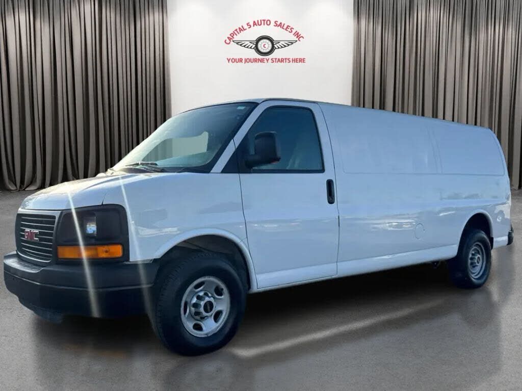 GMC Savana