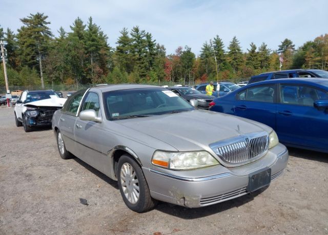 Lincoln Town Car