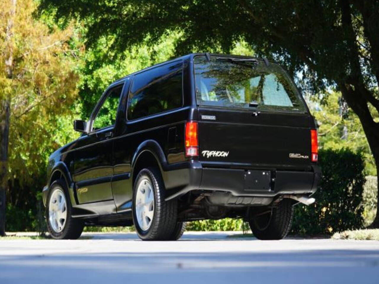 GMC Typhoon