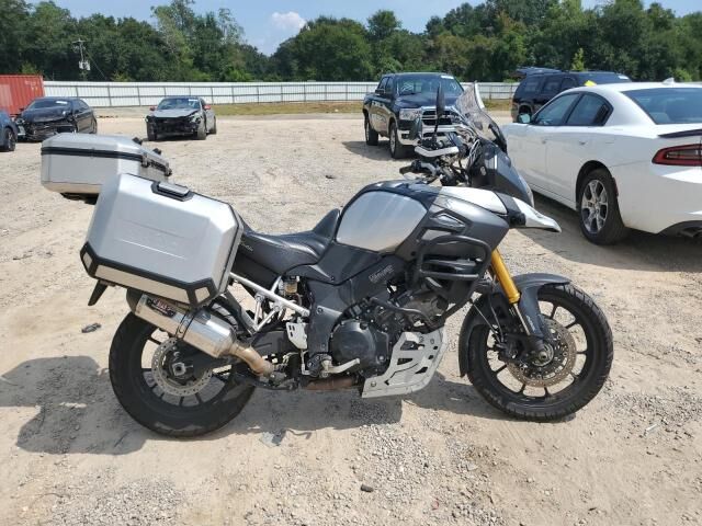 Suzuki DL1000AL/DL1000AAL