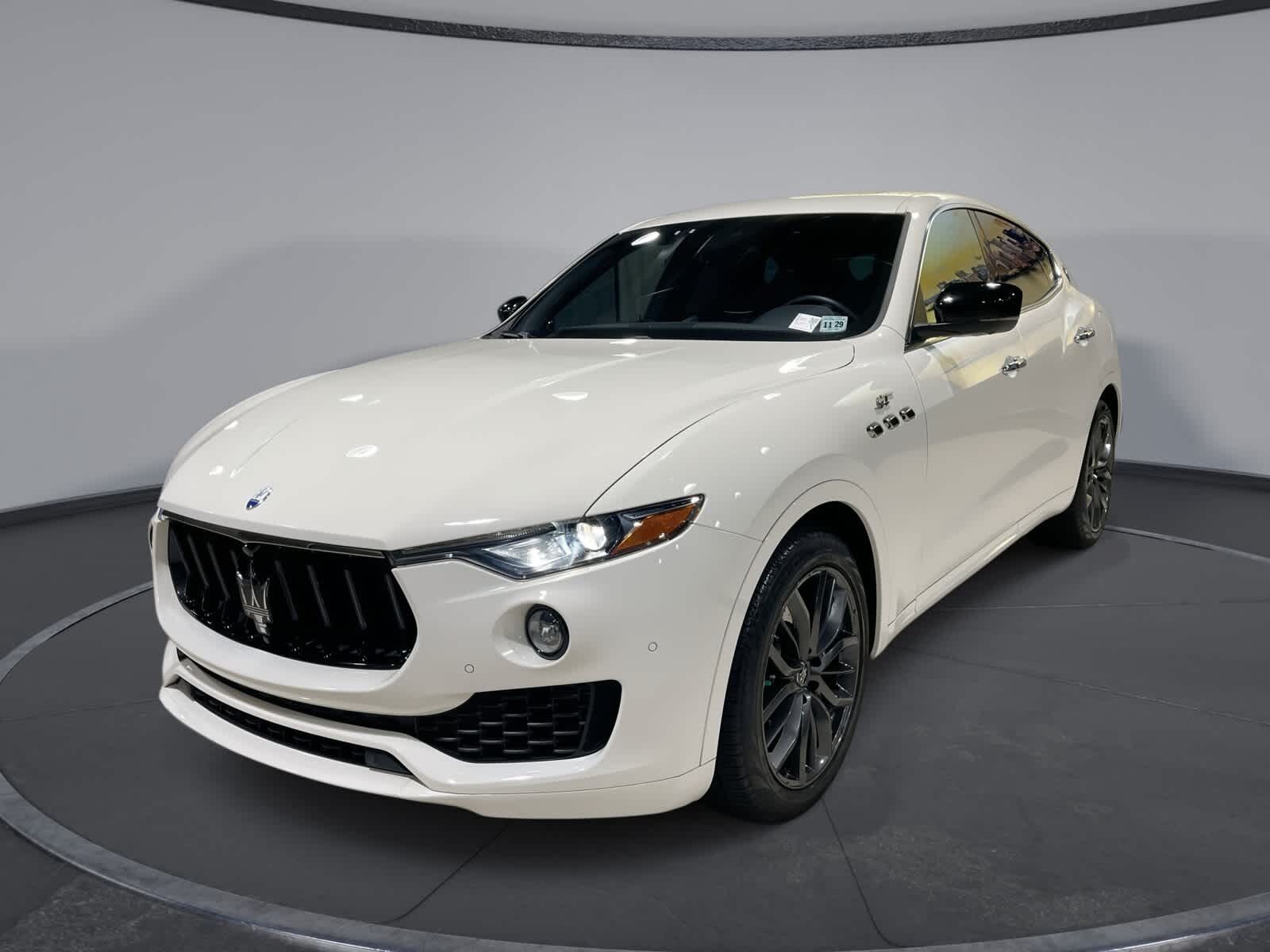 2024 MASERATI Levante