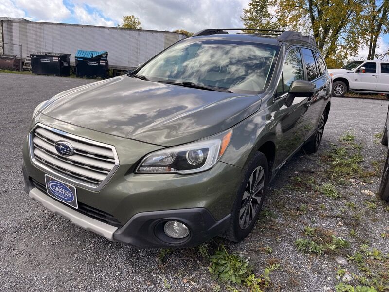 2016 SUBARU Outback