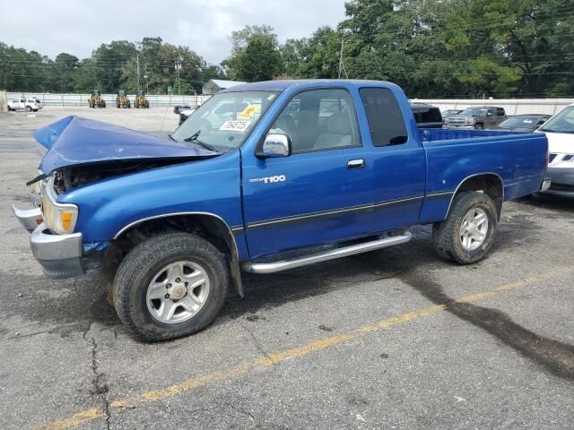 Toyota T100