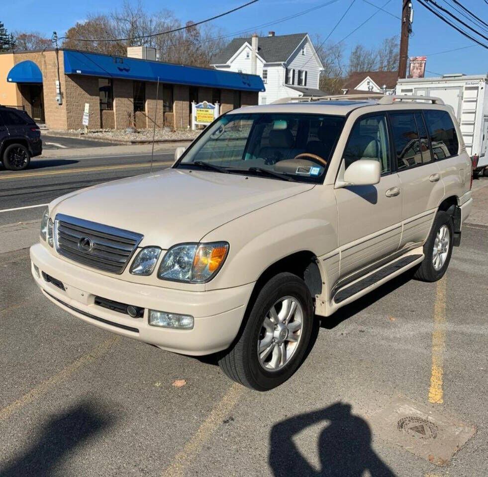 Lexus LX