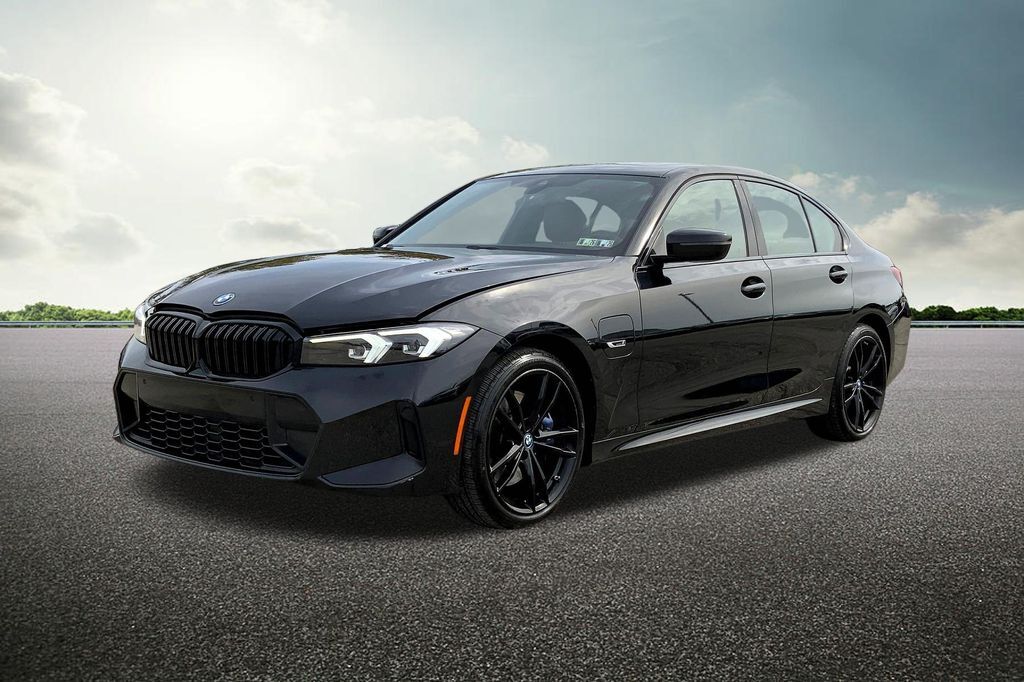 2023 BMW 330e