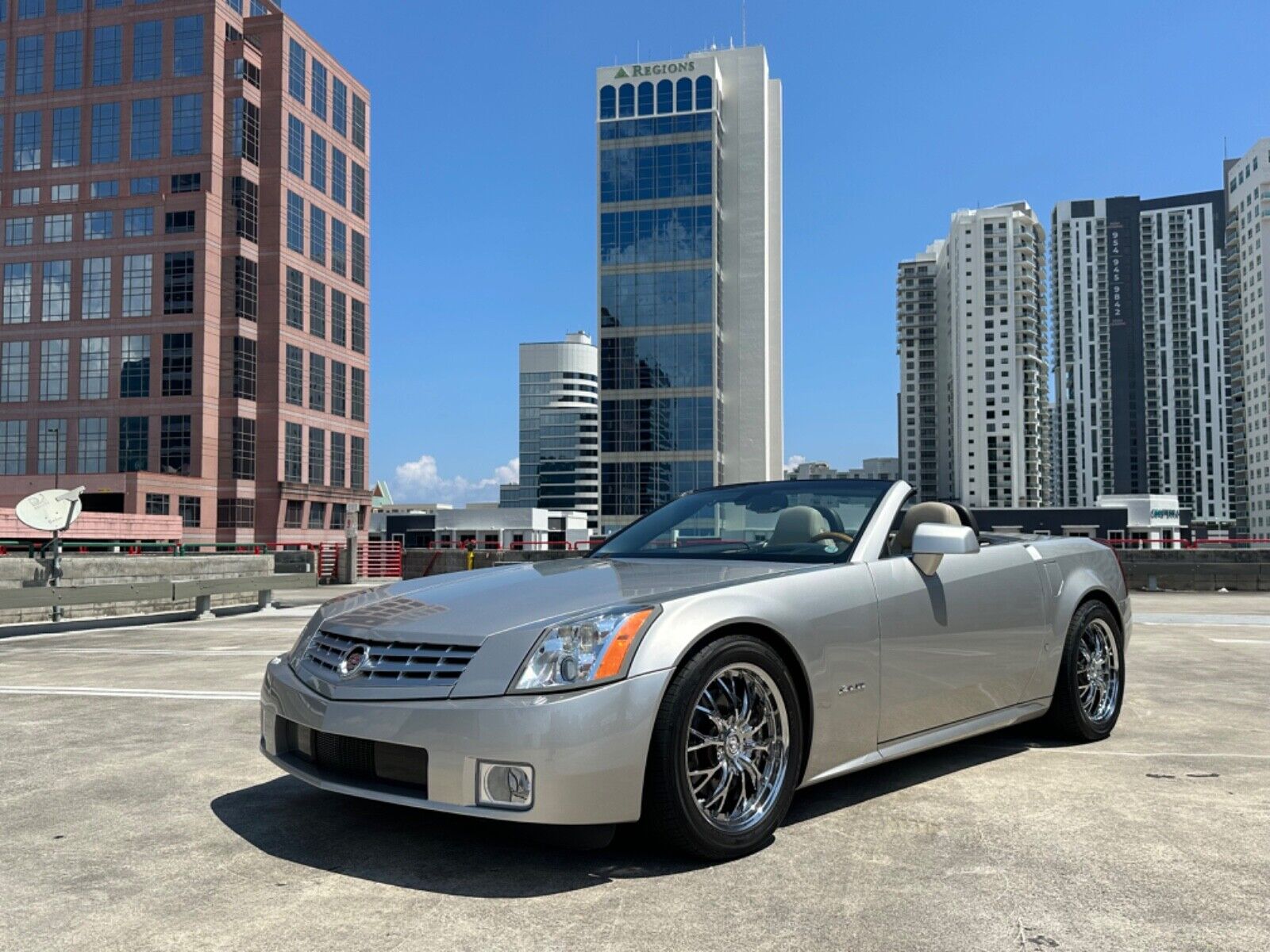 Cadillac XLR