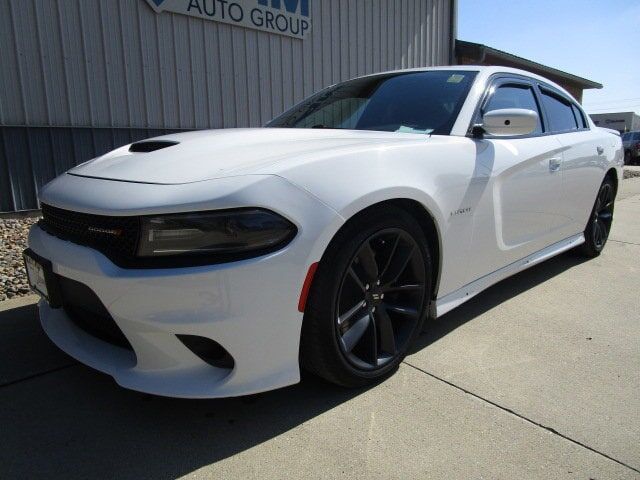 2020 DODGE Charger