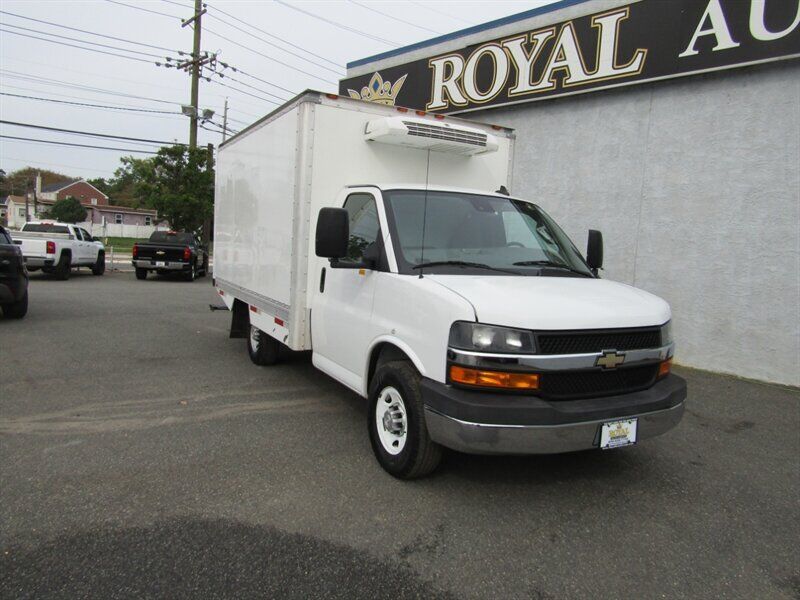 2023 CHEVROLET Express
