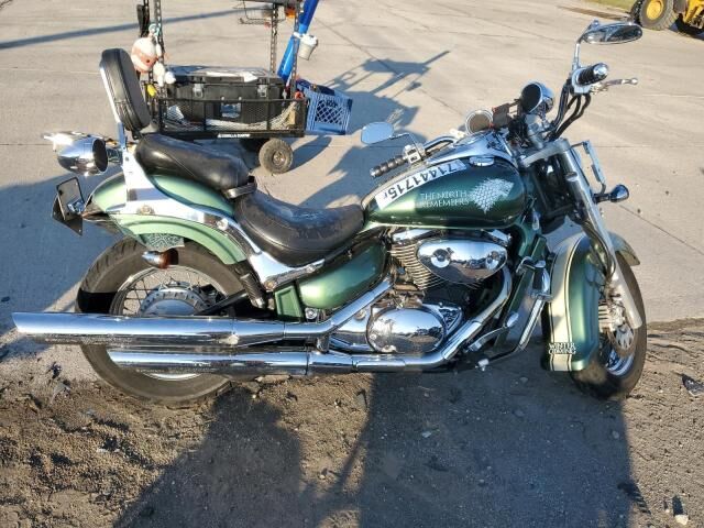 Suzuki VL800K