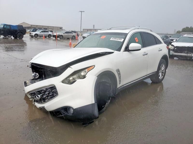 Infiniti FX35