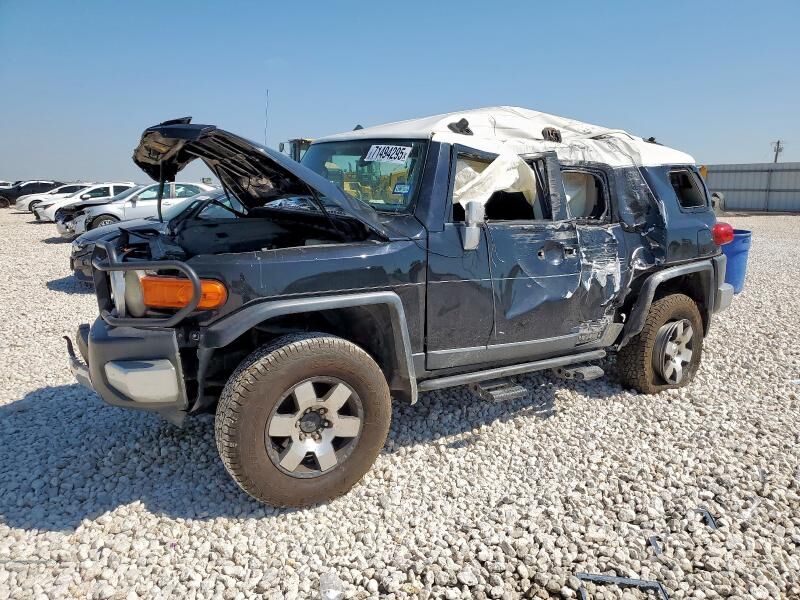 Toyota FJ Cruiser