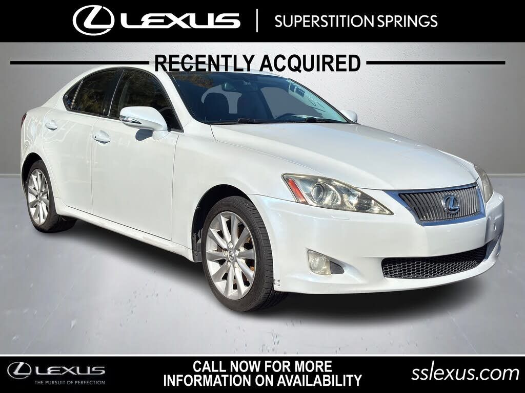 Lexus IS