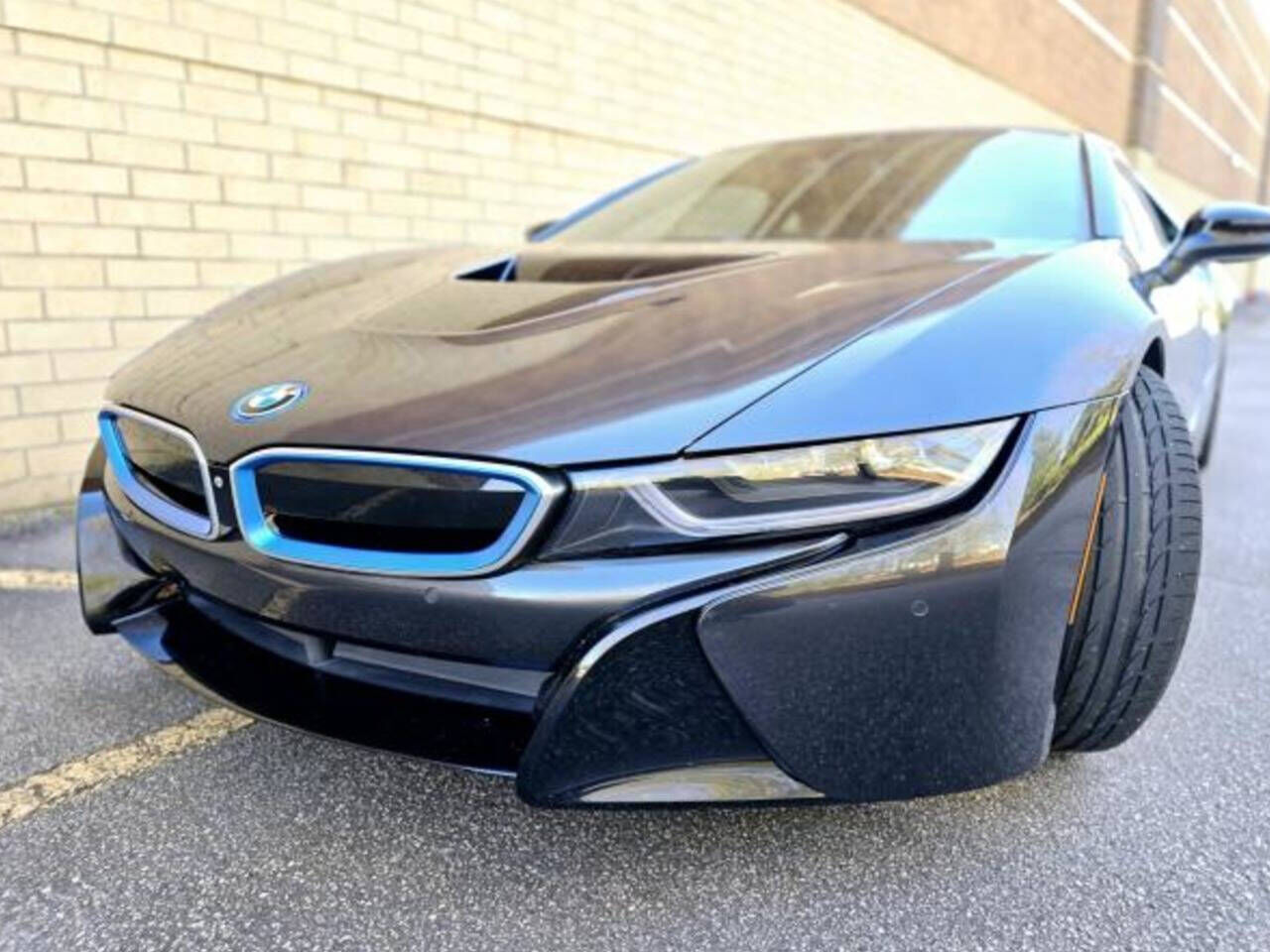 BMW i8