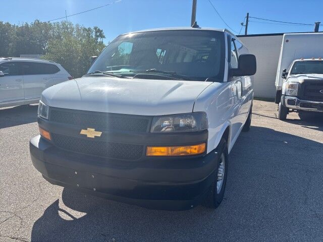 2020 CHEVROLET Express