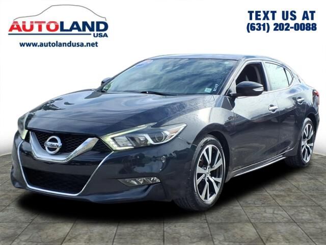 Nissan Maxima