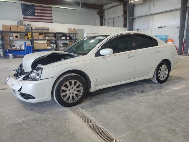 Mitsubishi Galant