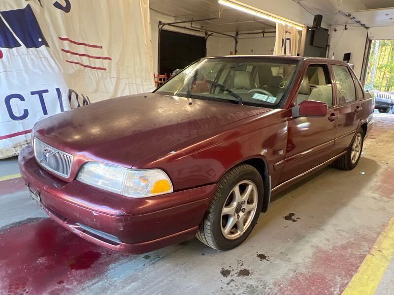 Volvo S70
