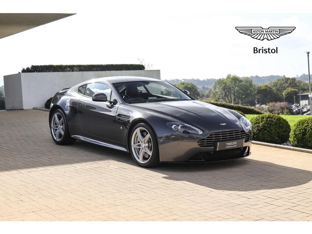 Aston Martin V8 Vantage