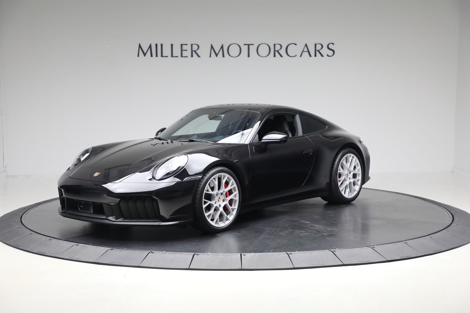 2025 PORSCHE 911