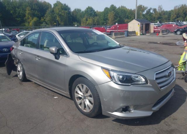 2015 SUBARU Legacy