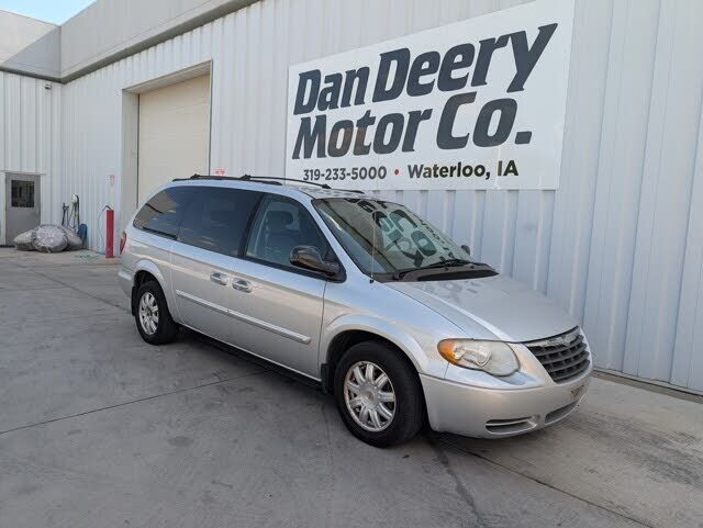 Chrysler Town and Country