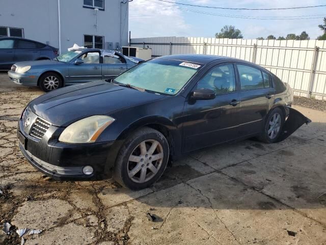 Nissan Maxima
